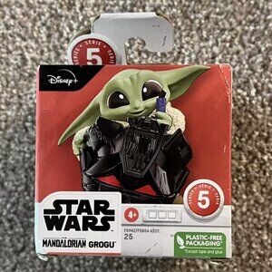 Star Wars Mandalorian Grogu The Bounty Collection 5 #25 - Brand New